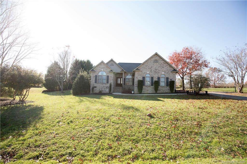 145 Lake Vista Place Court - Photo 1