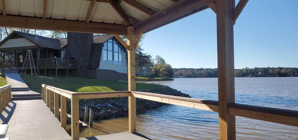 2213 Seaside Road - Photo 1