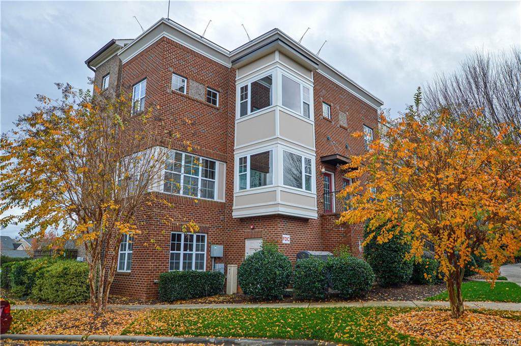 262 Harbour Place Drive - Photo 1