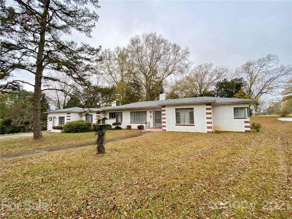 7 North Road Circle - Photo 1