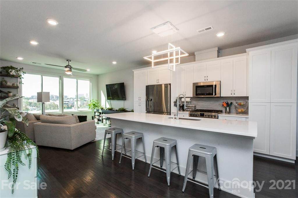 915 Cityscape Drive - Photo 1