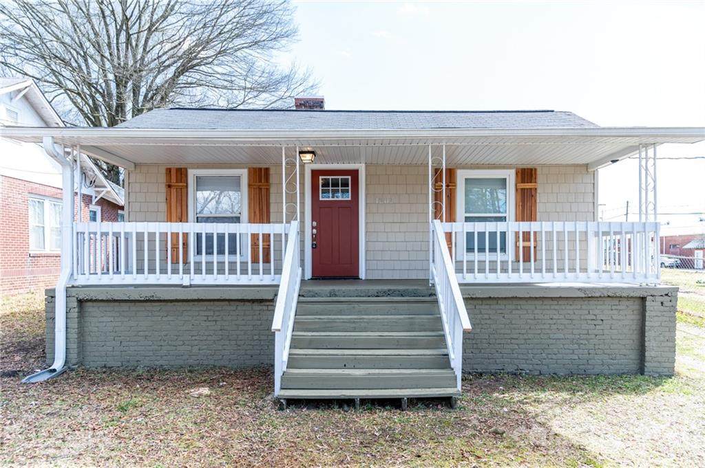 1202 Juniper Avenue - Photo 1