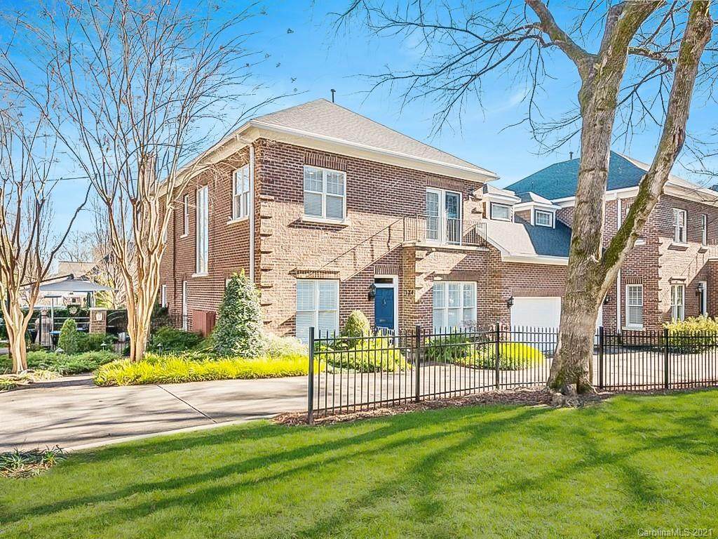 124 Altondale Avenue - Photo 1