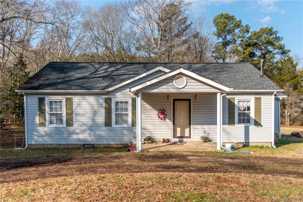 6784 Hightower Road - Photo 1