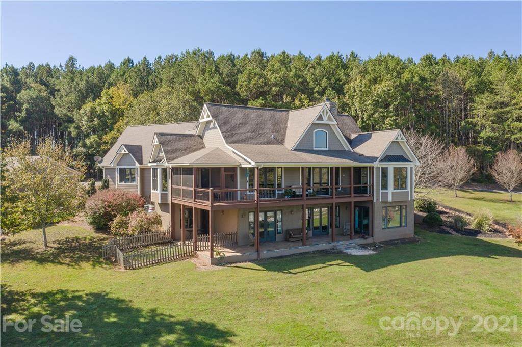 401 Hughes Creek Road - Photo 1
