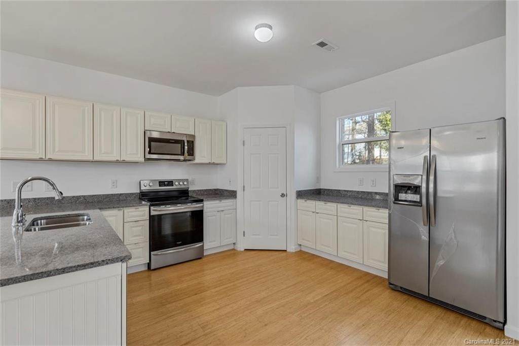 4512 Oakburn Drive - Photo 1