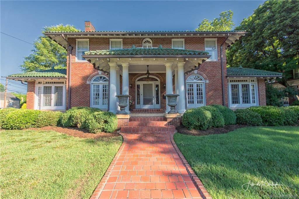 528 Fulton Street - Photo 1