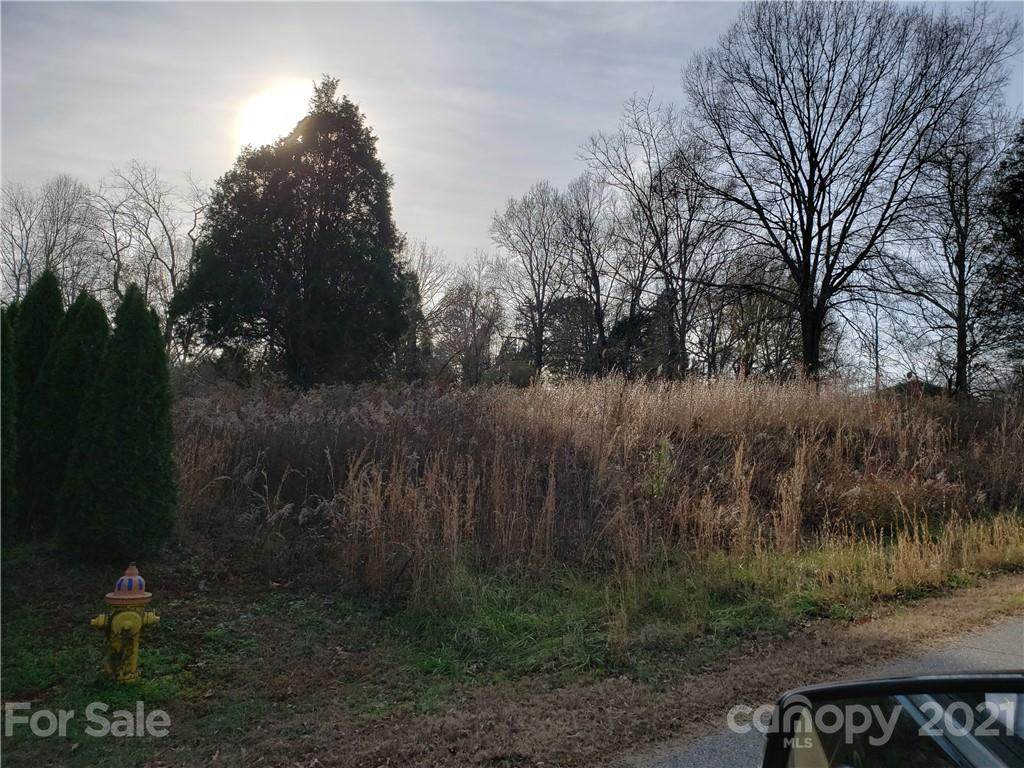 7 3rd Avenue - Photo 1