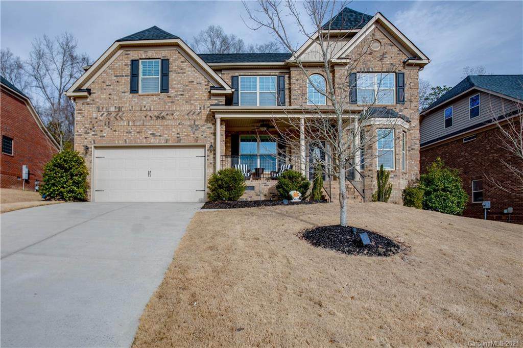 627 Sugarberry Court - Photo 1