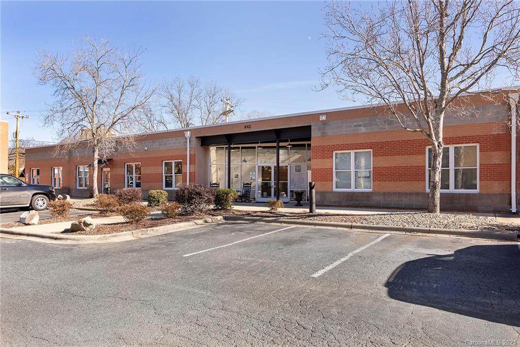 442 Main Street - Photo 1