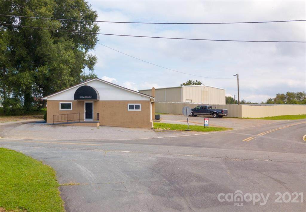 1000 Cape Hickory Road - Photo 1
