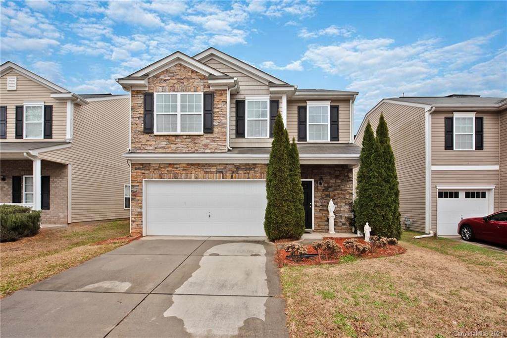 940 Willow Creek Drive - Photo 1