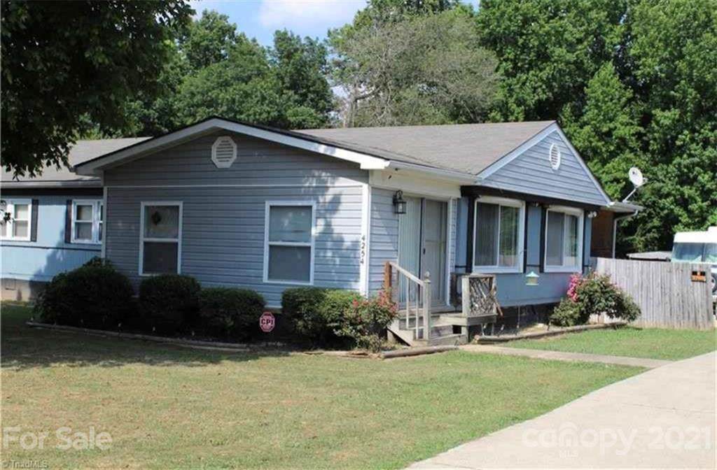 4254 Wedgewood Terrace - Photo 1