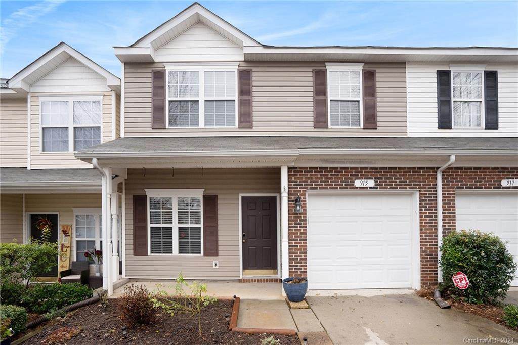 915 Little Creek Drive - Photo 1
