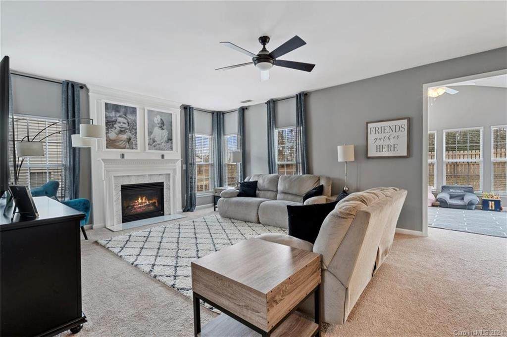 621 Springhouse Place - Photo 1