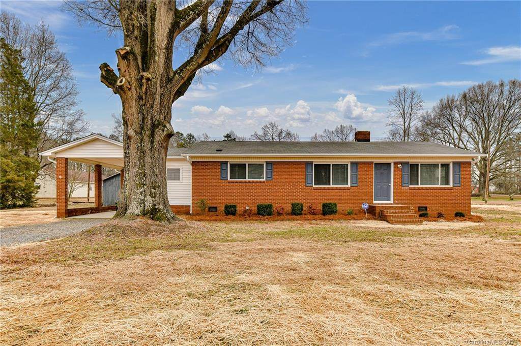 5208 Indian Trail Fairview Road - Photo 1
