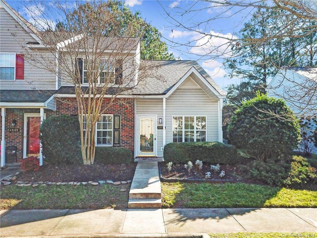 12131 Bottlebrush Place - Photo 1