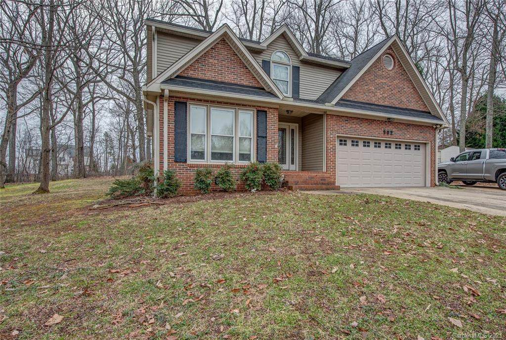 902 Manor Drive - Photo 1