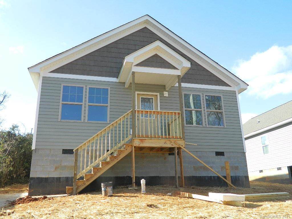 148 Woodlawn Drive - Photo 1