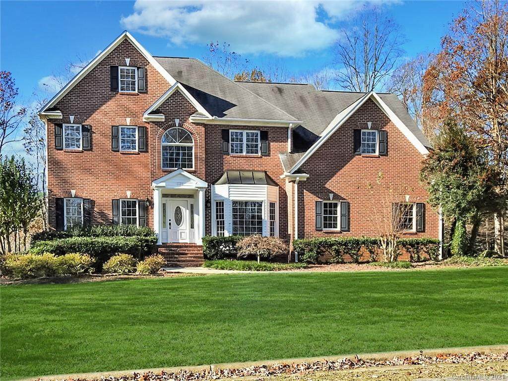 331 Cedar Creek Drive - Photo 1