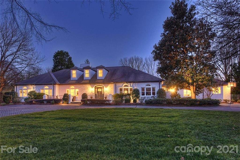 2015 Woodhaven Road - Photo 1