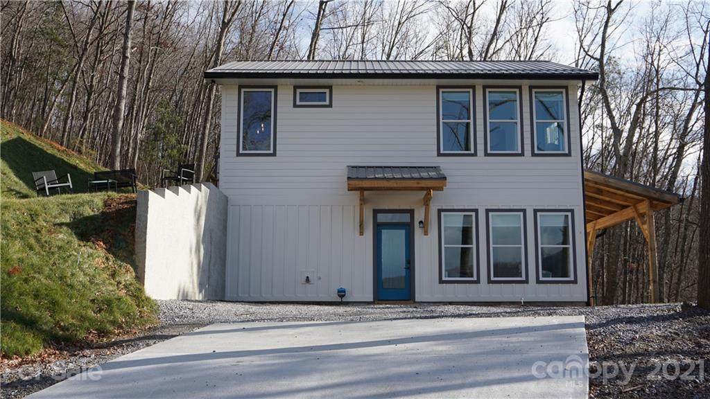 128 Queen Street - Photo 1