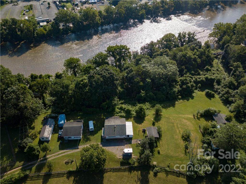 225 Emma Road - Photo 1