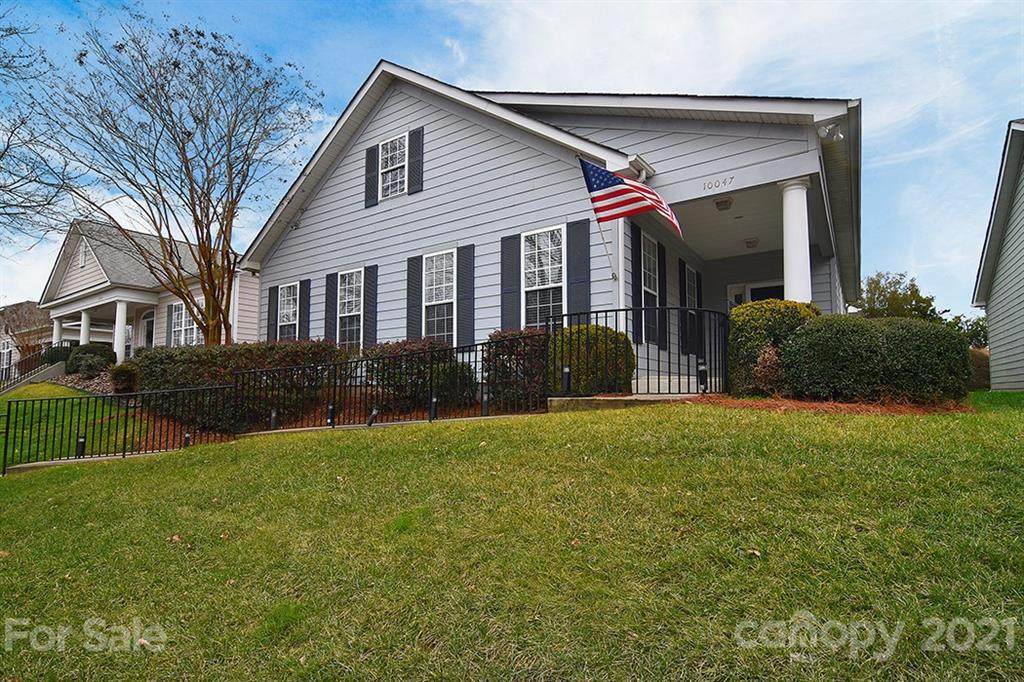 10047 Bishops Gate Boulevard - Photo 1