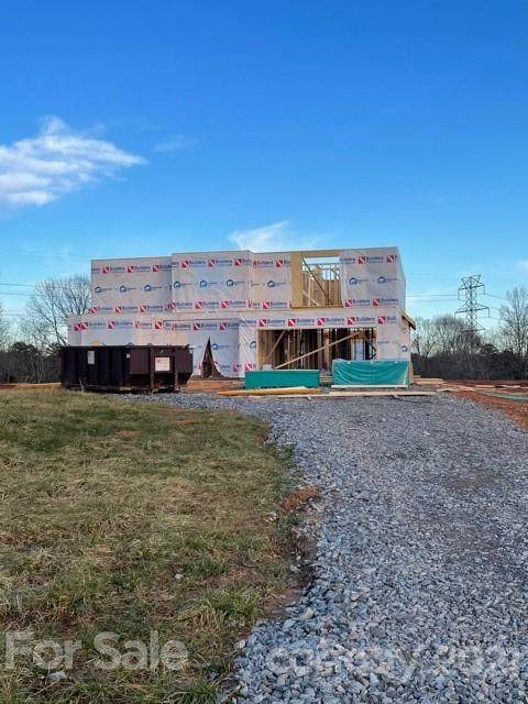 955 Robinson Road - Photo 1
