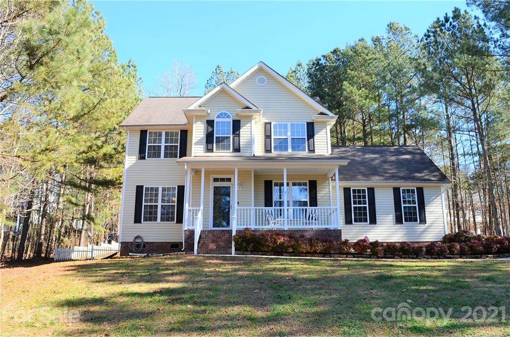 3674 Lake Bluff Drive - Photo 1