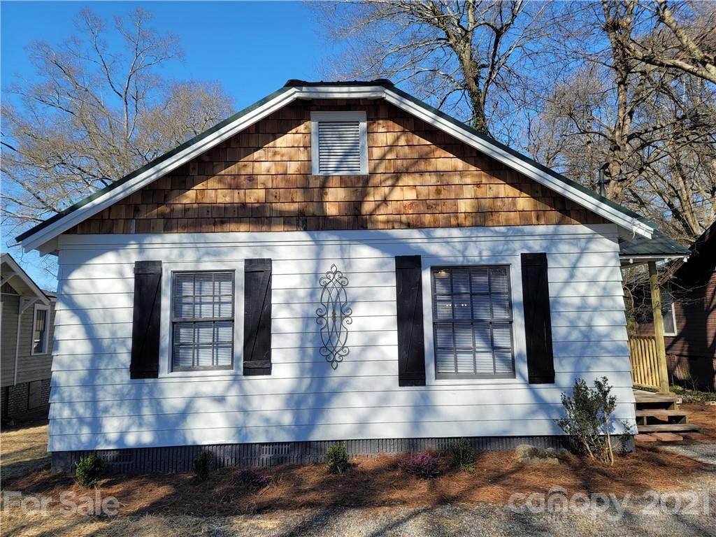 212 8th Avenue - Photo 1