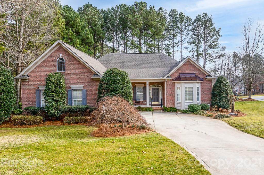 8114 Buena Vista Drive - Photo 1