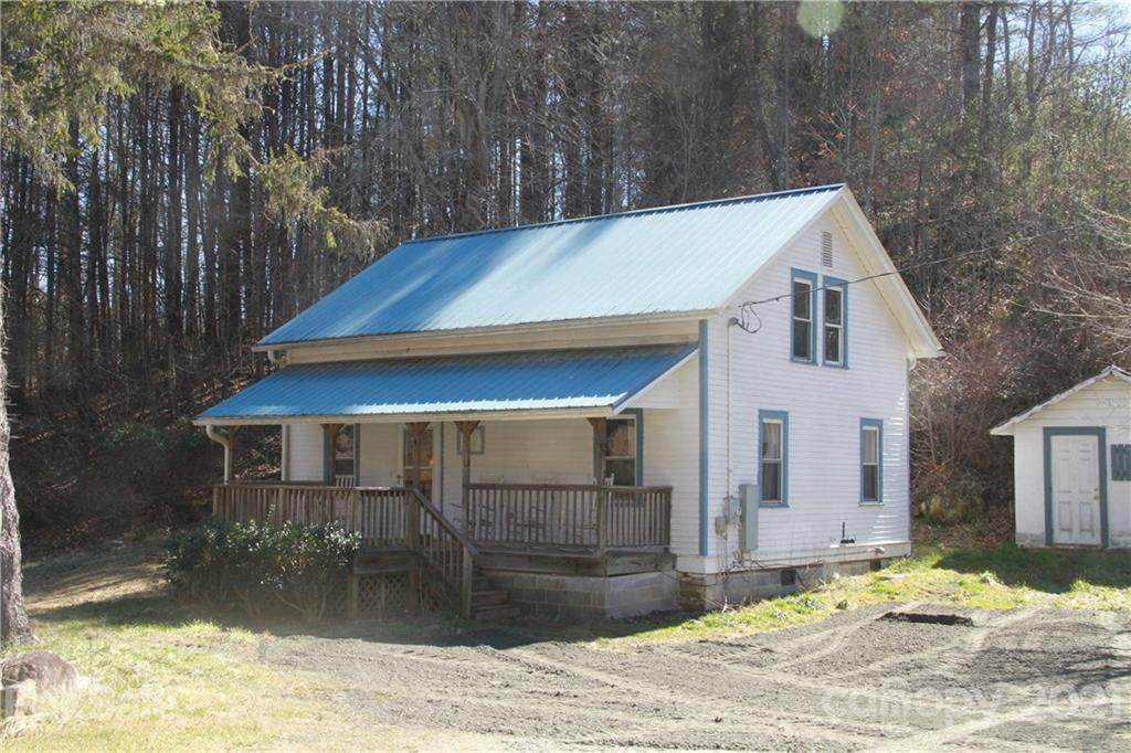 6919 Meadows Town Road - Photo 1