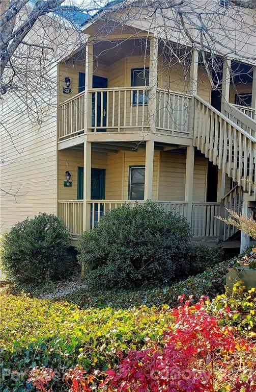 160 Whitney Boulevard - Photo 1