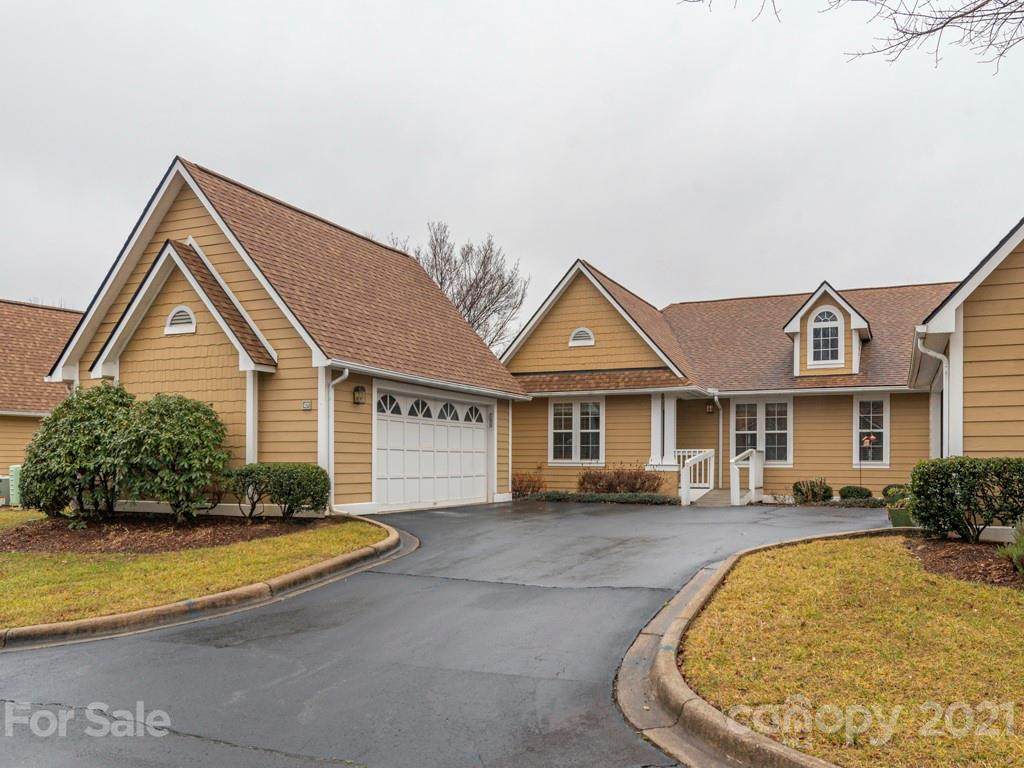 401 Woodlea Court - Photo 1