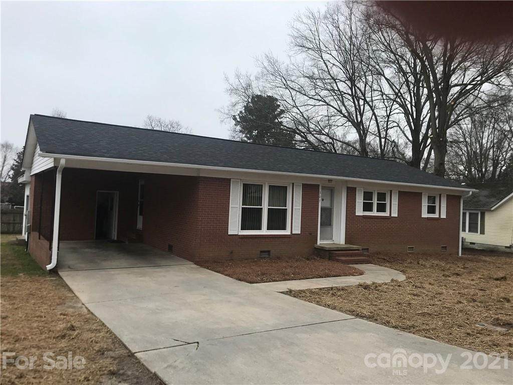 307 Kimmons Street - Photo 1