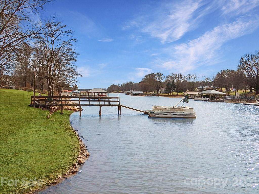 4143 Cascade Street - Photo 1