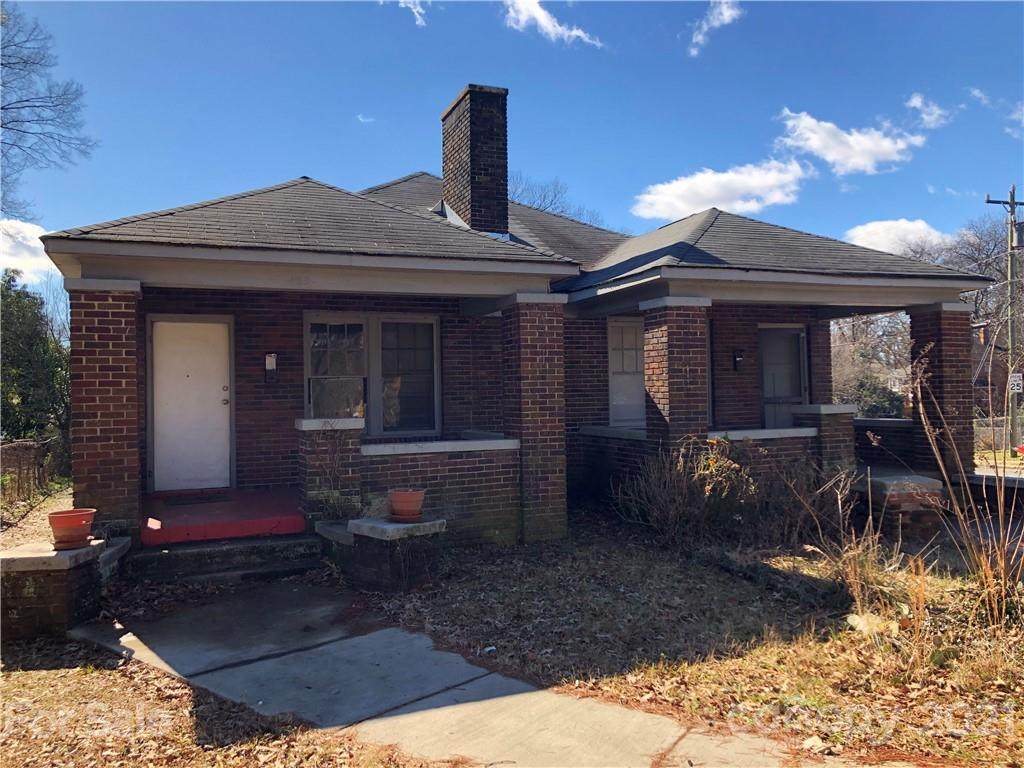 453 West Boulevard - Photo 1