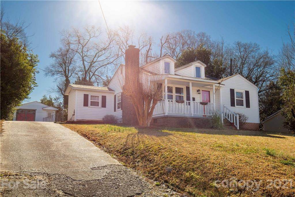 425 Springs Street - Photo 1