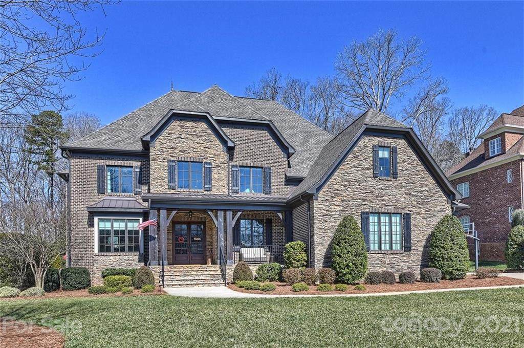 7912 Skye Lochs Drive - Photo 1