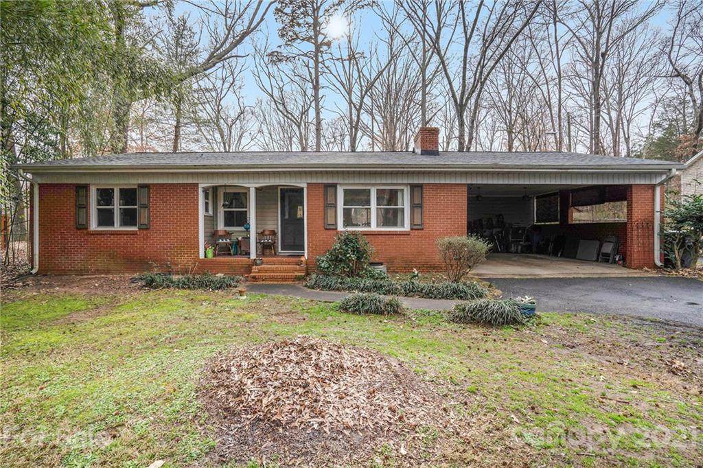8201 Cedarbrook Drive - Photo 1