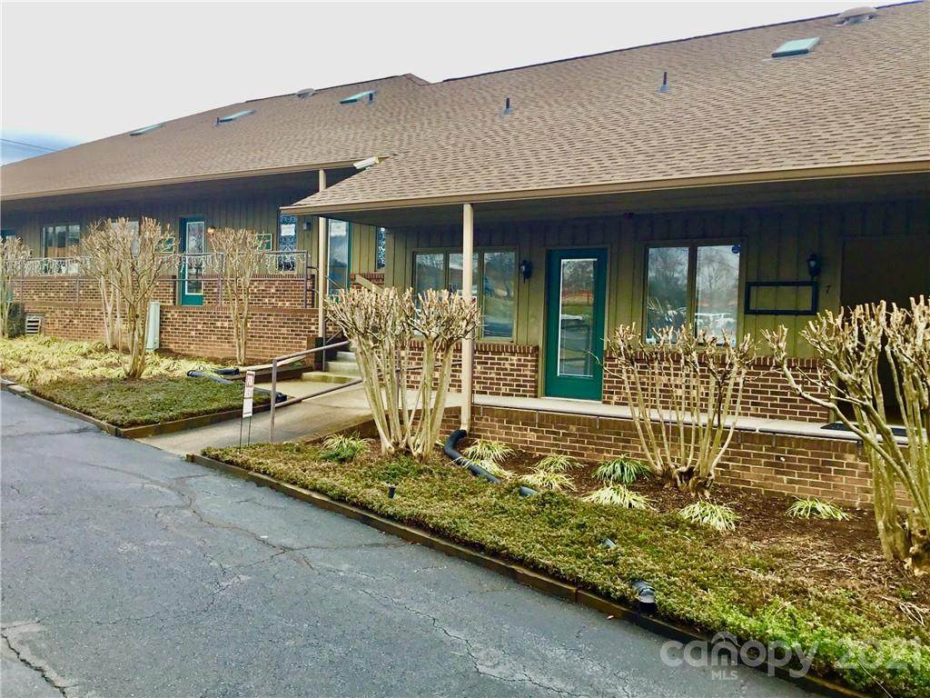 4371 Charlotte Highway - Photo 1