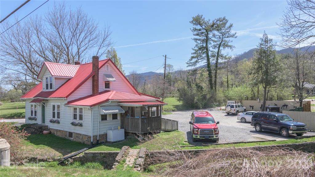 100 Martin Road - Photo 1