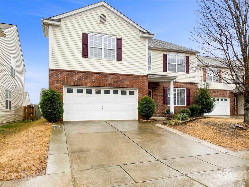 7619 Carrington Forest Lane - Photo 1