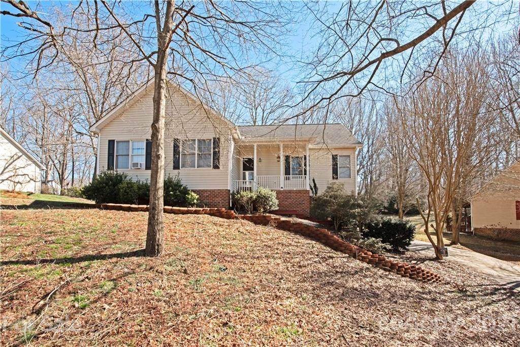 203 Springfield Road - Photo 1