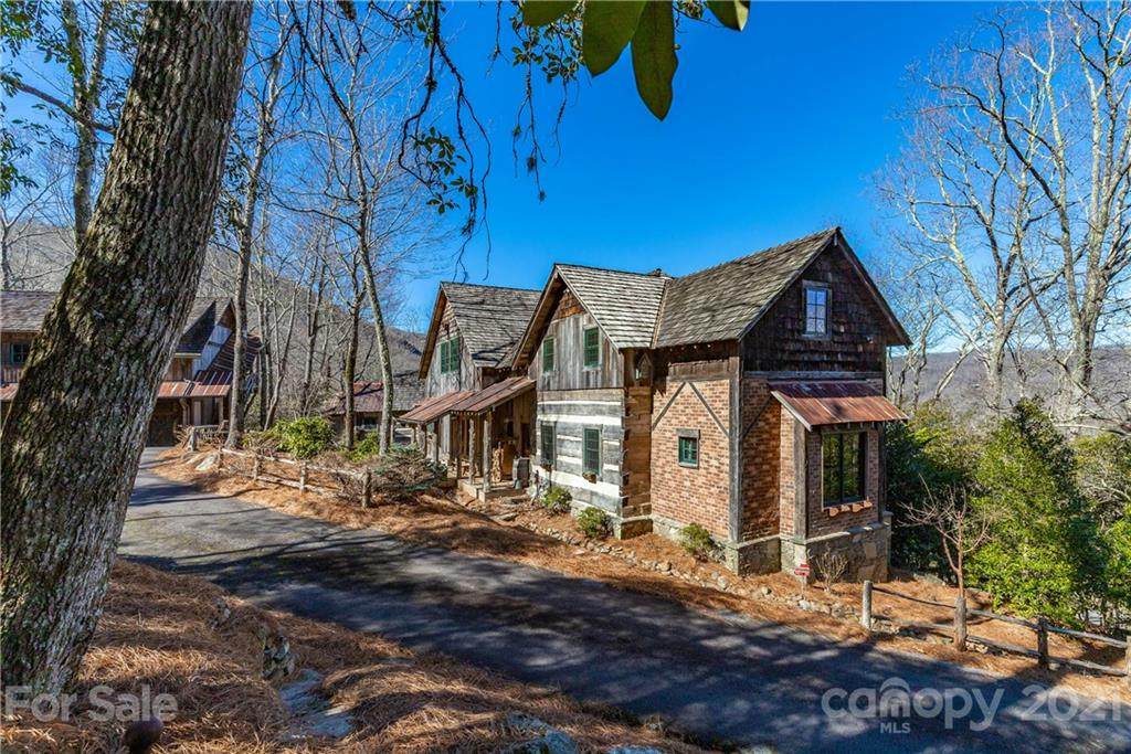 230 Toxaway Drive - Photo 1