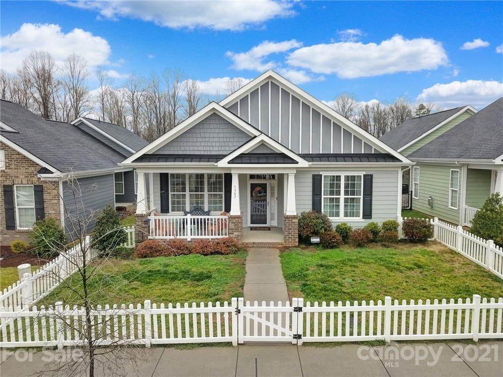 1307 Assembly Street - Photo 1