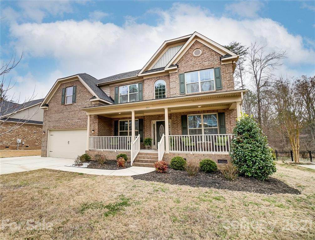 323 Windy Pine Drive - Photo 1