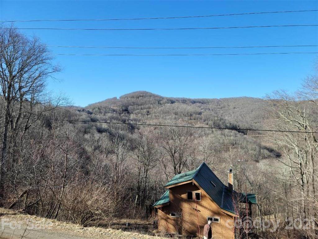 18 Zebulon Lane - Photo 1