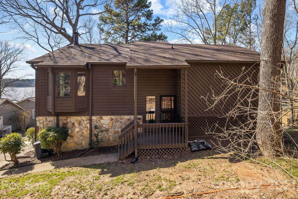 4020 Windward Drive - Photo 1